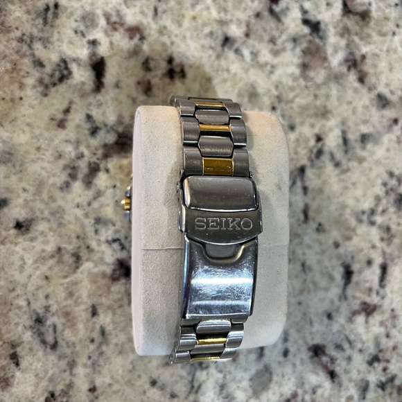 Seiko Kinetic SQ 100 631580 Two Toned Day/Date  White Dial - Picture 3 of 6